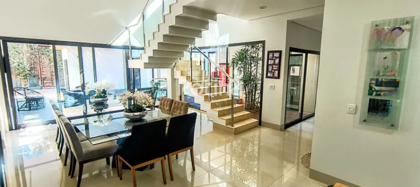 Casa Condomínio Fechado à venda, 4 quartos em Uberlândia no bairro Cond. Jardins Genova no valor de R$ 3.900.000,00 - Rotina Imobiliária: 