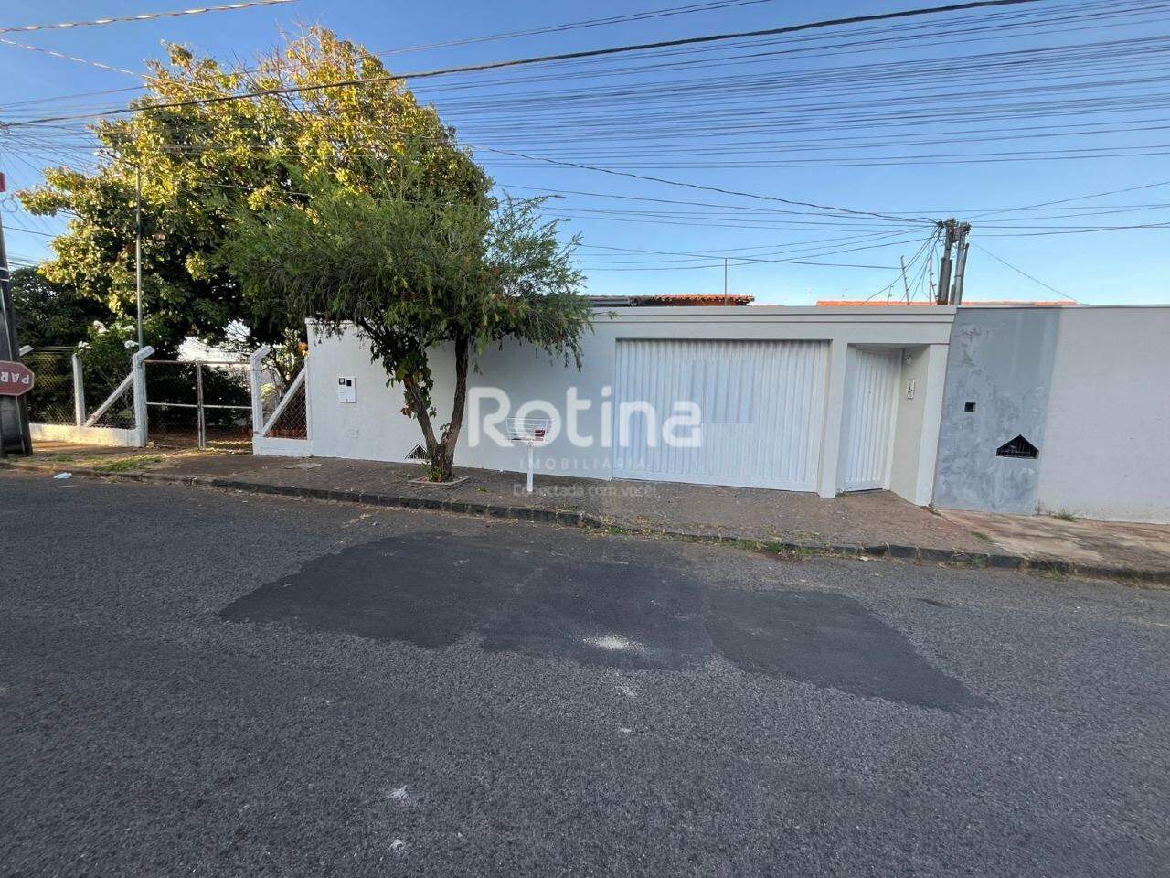 Casa para alugar, 4 quartos em Uberlândia no bairro Santa Luzia no valor de R$ 4.500,00 - Rotina Imobiliária: 