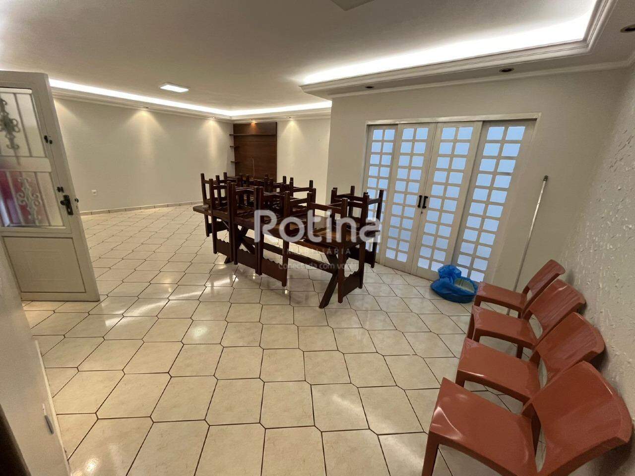 Casa para alugar, 4 quartos em Uberlândia no bairro Santa Luzia no valor de R$ 4.500,00 - Rotina Imobiliária: 