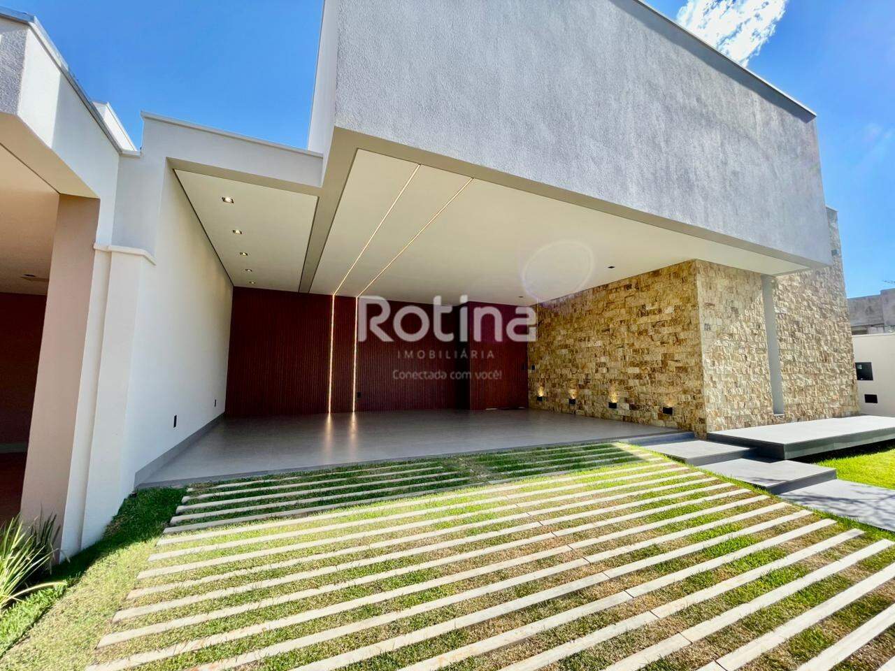 Casa à venda, 4 quartos em Uberlândia no bairro Cond. Alphaville I no valor de R$ 2.800.000,00 - Rotina Imobiliária: 