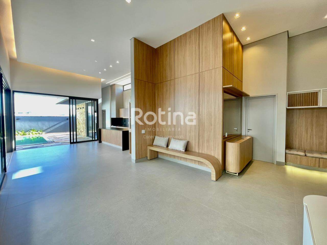 Casa à venda, 4 quartos em Uberlândia no bairro Cond. Alphaville I no valor de R$ 2.800.000,00 - Rotina Imobiliária: 