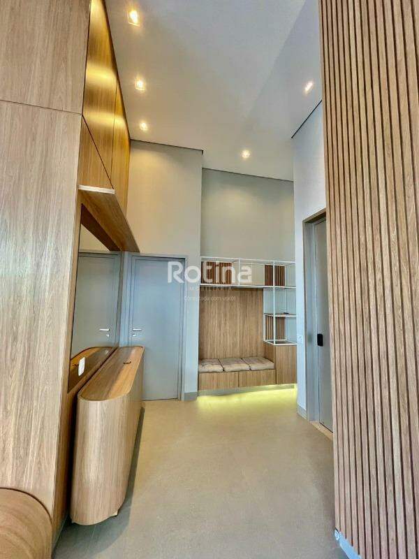 Casa à venda, 4 quartos em Uberlândia no bairro Cond. Alphaville I no valor de R$ 2.800.000,00 - Rotina Imobiliária: 