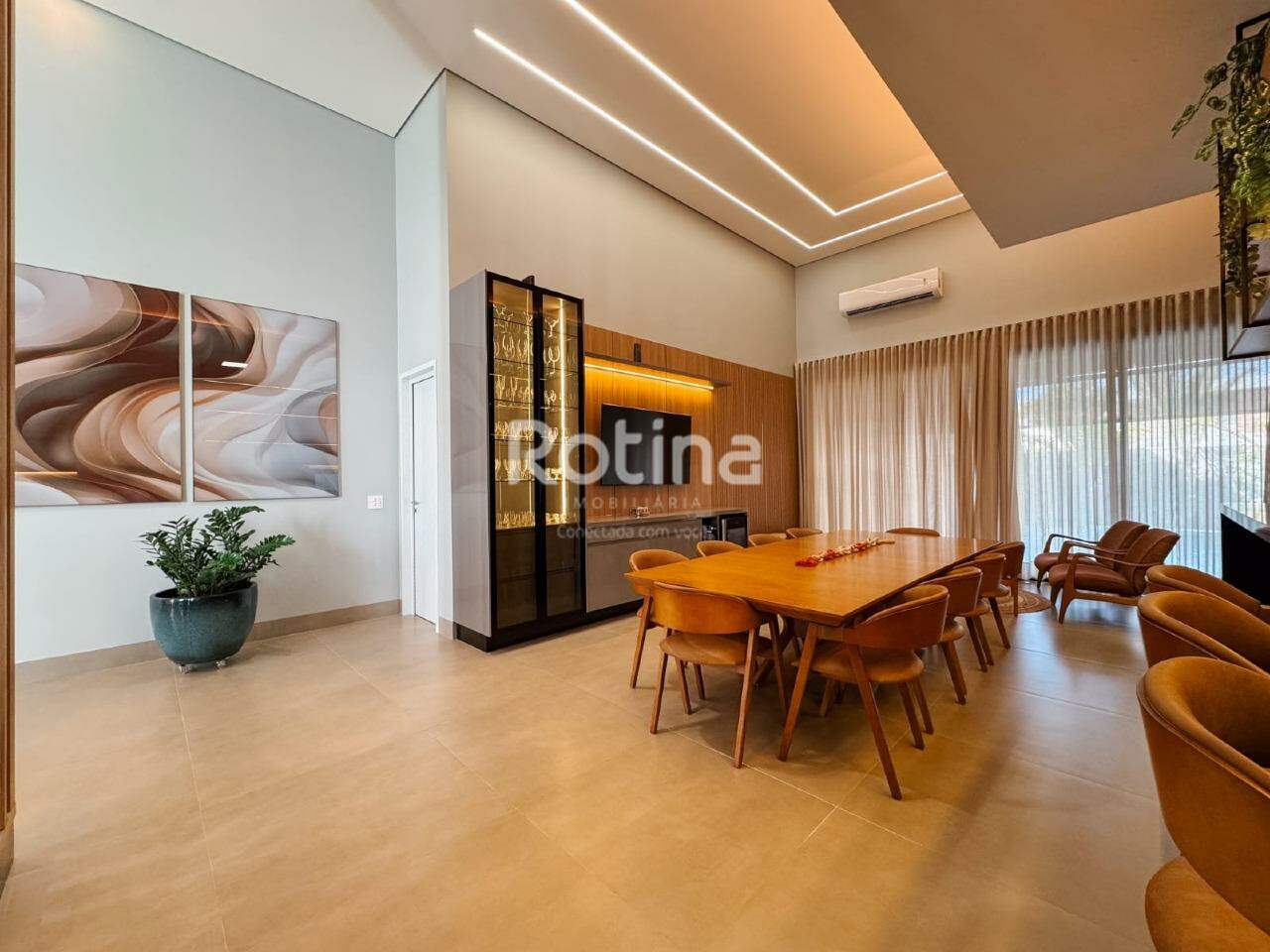 Casa Condomínio Fechado à venda, 4 quartos em Uberlândia no bairro Cond. Alphaville I no valor de R$ 3.900.000,00 - Rotina Imobiliária: 