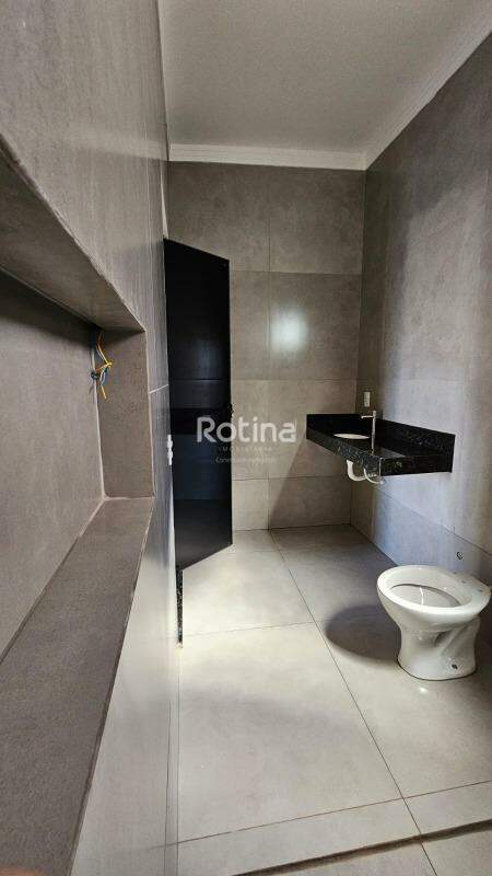 Casa à venda, 2 quartos em Uberlândia no bairro Jardim Ipanema no valor de R$ 680.000,00 - Rotina Imobiliária: 