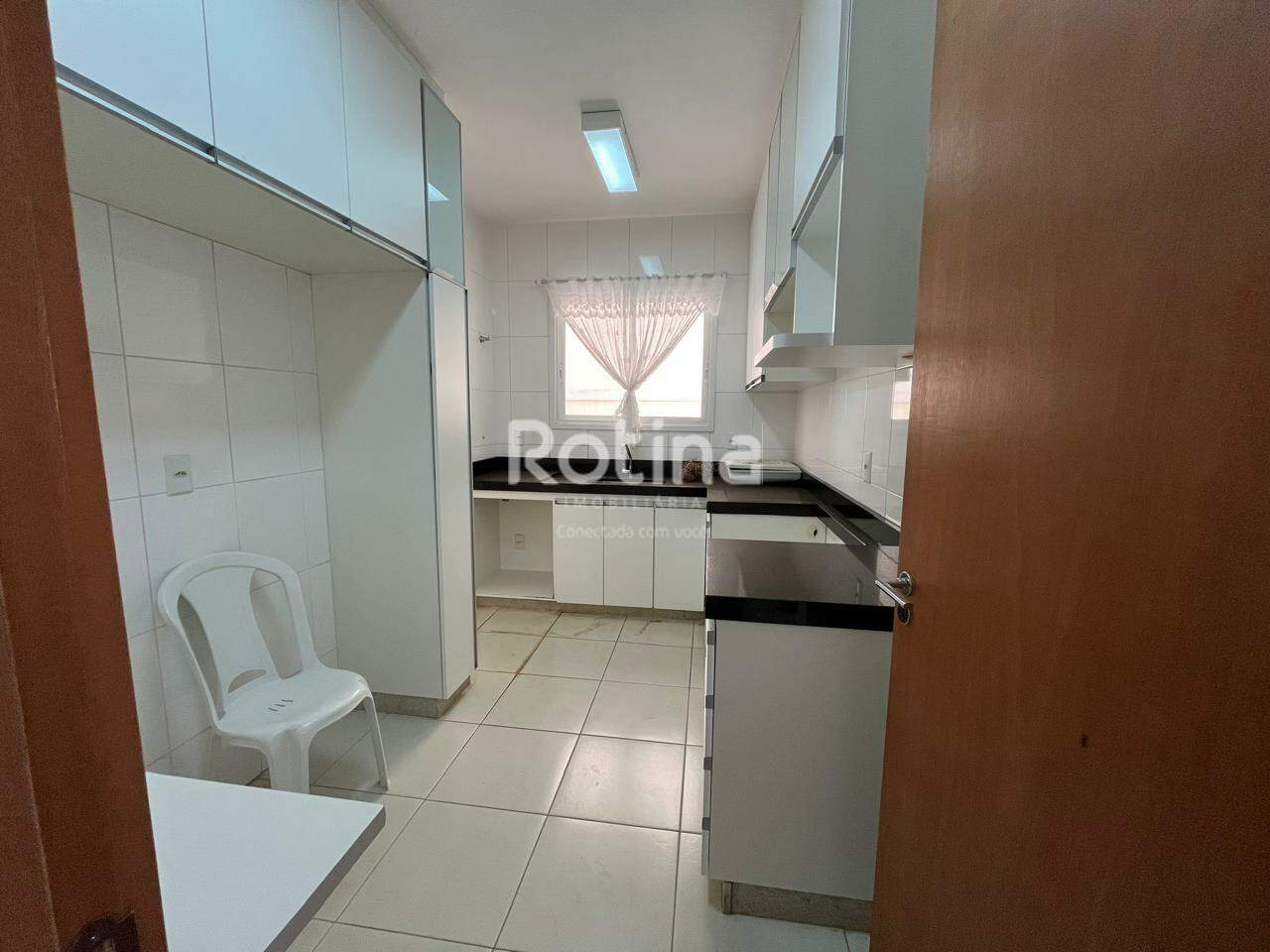Apartamento à venda, 3 quartos em Uberlândia no bairro Centro no valor de R$ 570.000,00 - Rotina Imobiliária: 