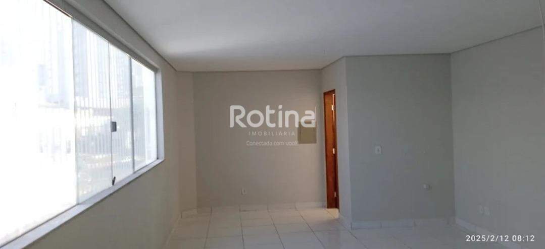 Sala para alugar, em Uberlândia no bairro Vigilato Pereira no valor de R$ 3.300,00 - Rotina Imobiliária: 
