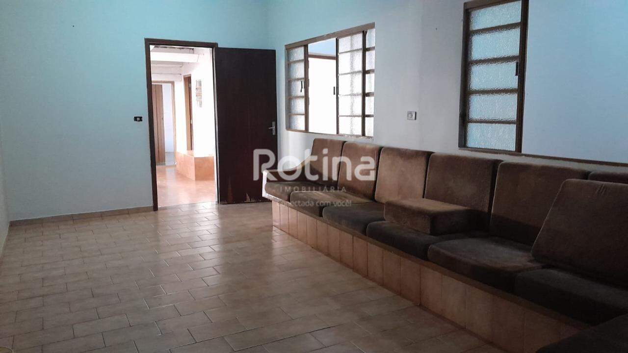 Casa à venda, 6 quartos em Uberlândia no bairro Brasil no valor de R$ 1.200.000,00 - Rotina Imobiliária: 