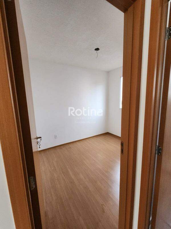 Apartamento à venda, 2 quartos em Uberlândia no bairro Chacaras Tubalina e Quartel no valor de R$ 180.000,00 - Rotina Imobiliária: 