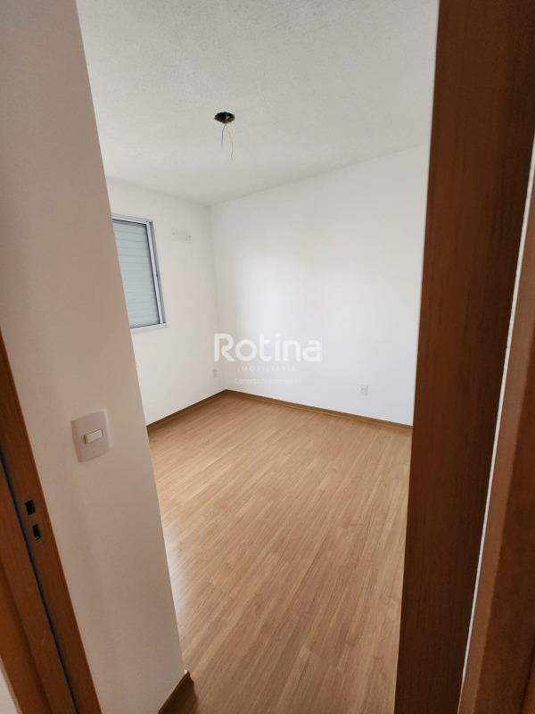 Apartamento à venda, 2 quartos em Uberlândia no bairro Chacaras Tubalina e Quartel no valor de R$ 180.000,00 - Rotina Imobiliária: 
