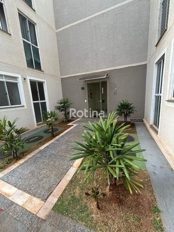 Apartamento à venda, 2 quartos em Uberlândia no bairro Chacaras Tubalina e Quartel no valor de R$ 180.000,00 - Rotina Imobiliária: 