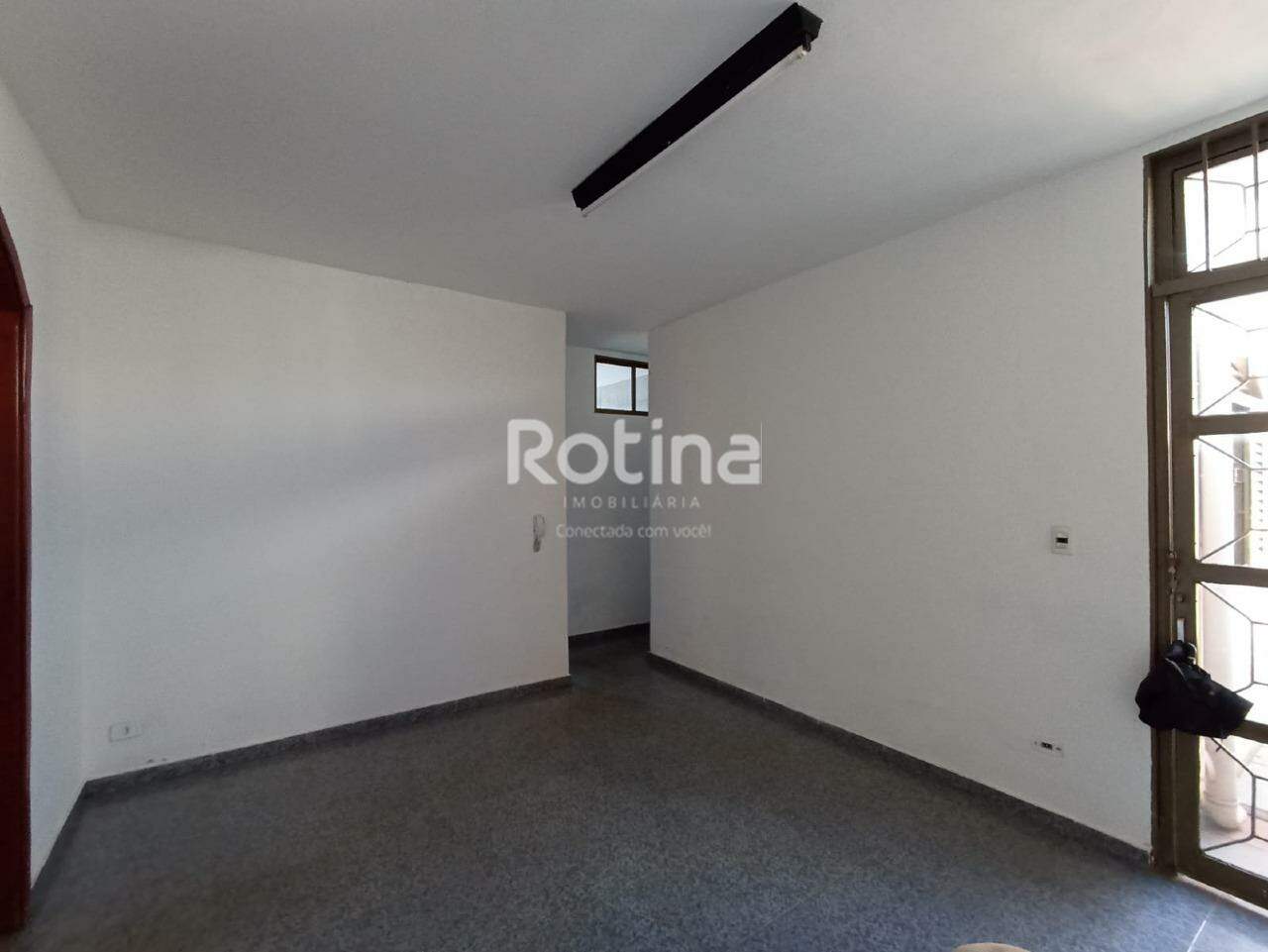 Casa à venda, 3 quartos em Uberlândia no bairro Brasil no valor de R$ 550.000,00 - Rotina Imobiliária: 