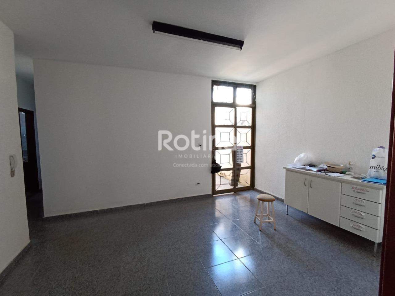 Casa à venda, 3 quartos em Uberlândia no bairro Brasil no valor de R$ 550.000,00 - Rotina Imobiliária: 
