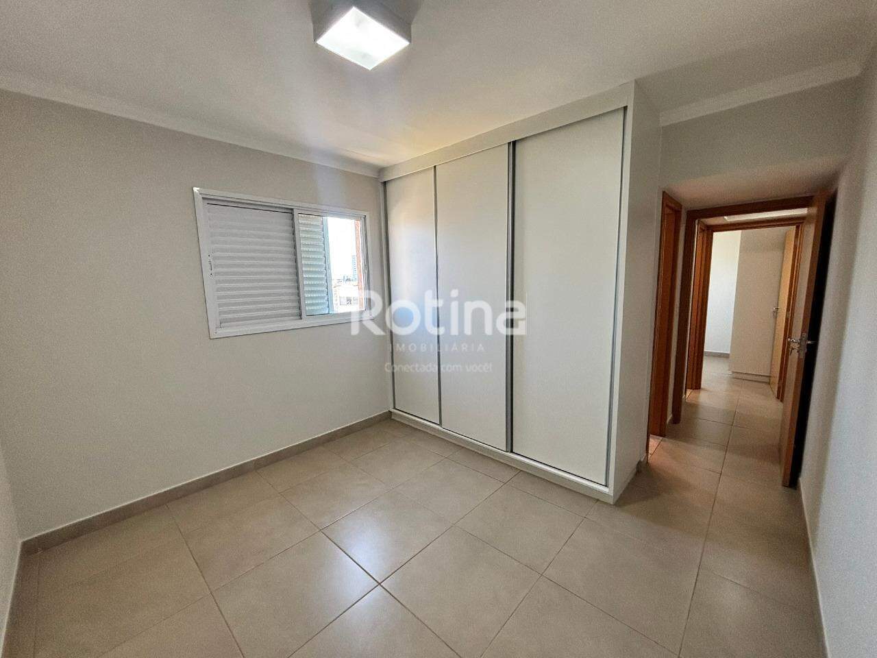 Apartamento à venda, 3 quartos em Uberlândia no bairro Nossa Senhora Aparecida no valor de R$ 650.000,00 - Rotina Imobiliária: 