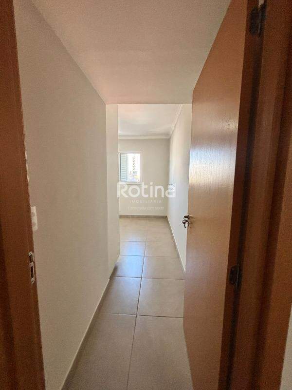 Apartamento à venda, 3 quartos em Uberlândia no bairro Nossa Senhora Aparecida no valor de R$ 650.000,00 - Rotina Imobiliária: 