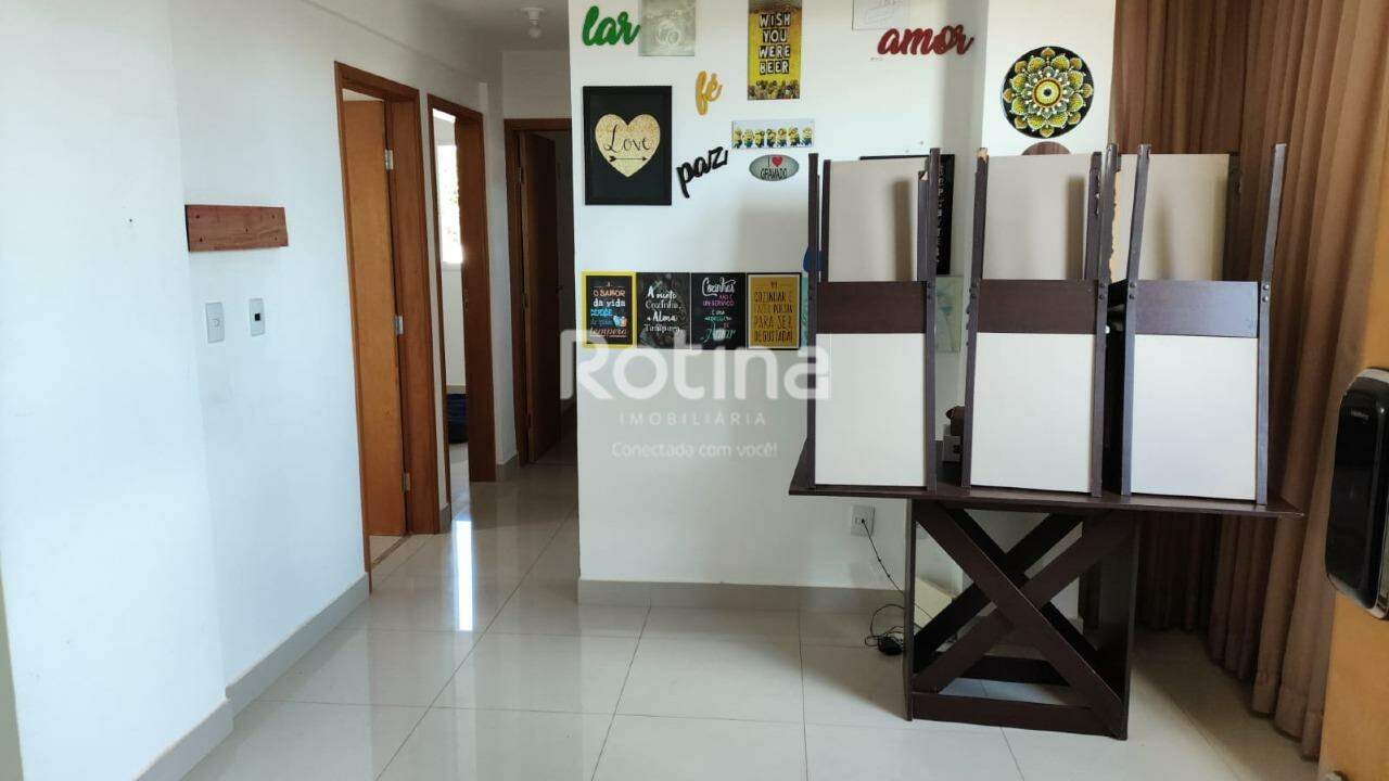 Apartamento para alugar, 3 quartos em Uberlândia no bairro Santa Mônica no valor de R$ 1.200,00 - Rotina Imobiliária: 