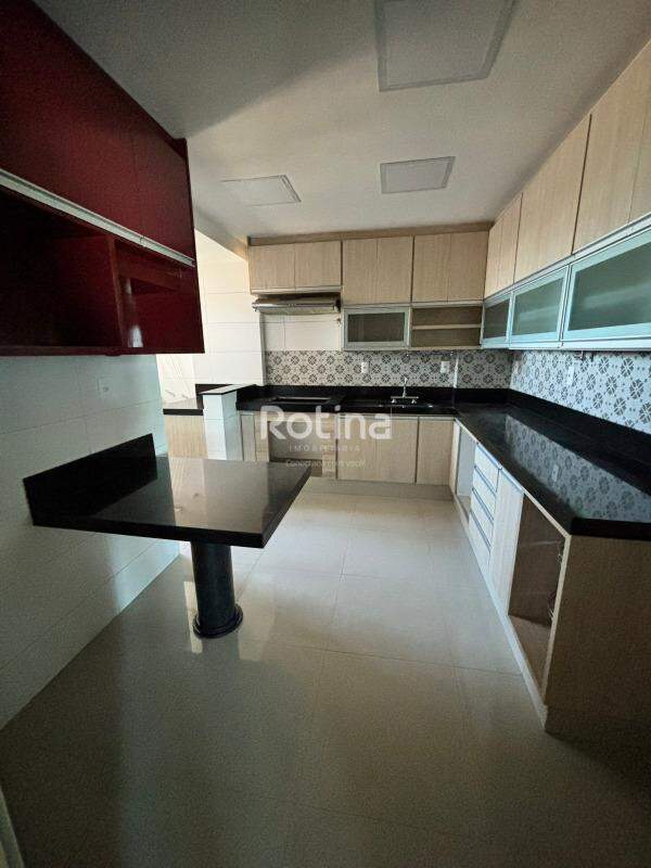 Apartamento à venda, 3 quartos em Uberlândia no bairro Nossa Senhora Aparecida no valor de R$ 1.150.000,00 - Rotina Imobiliária: 