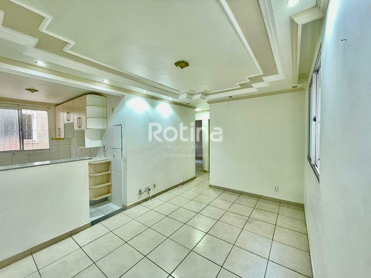 Apartamento à venda, 3 quartos em Uberlândia no bairro Brasil no valor de R$ 260.000,00 - Rotina Imobiliária: 