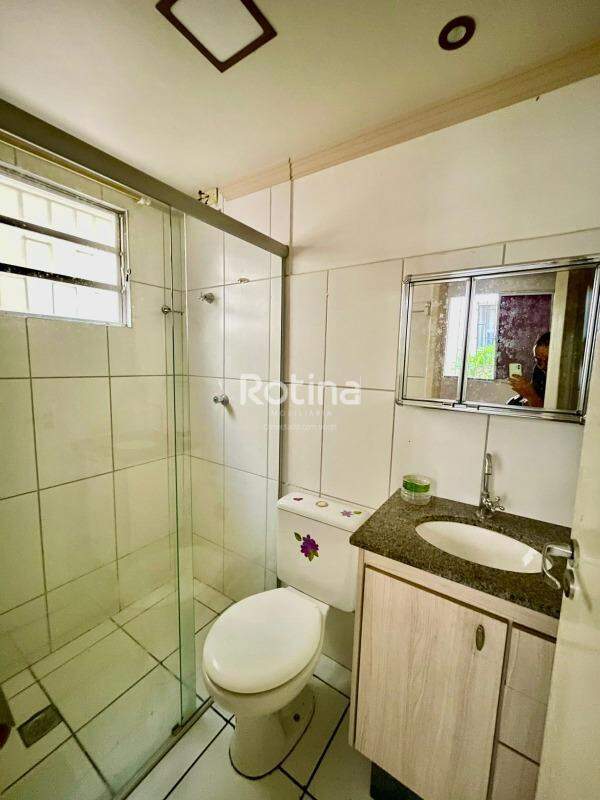 Apartamento à venda, 3 quartos em Uberlândia no bairro Brasil no valor de R$ 260.000,00 - Rotina Imobiliária: 