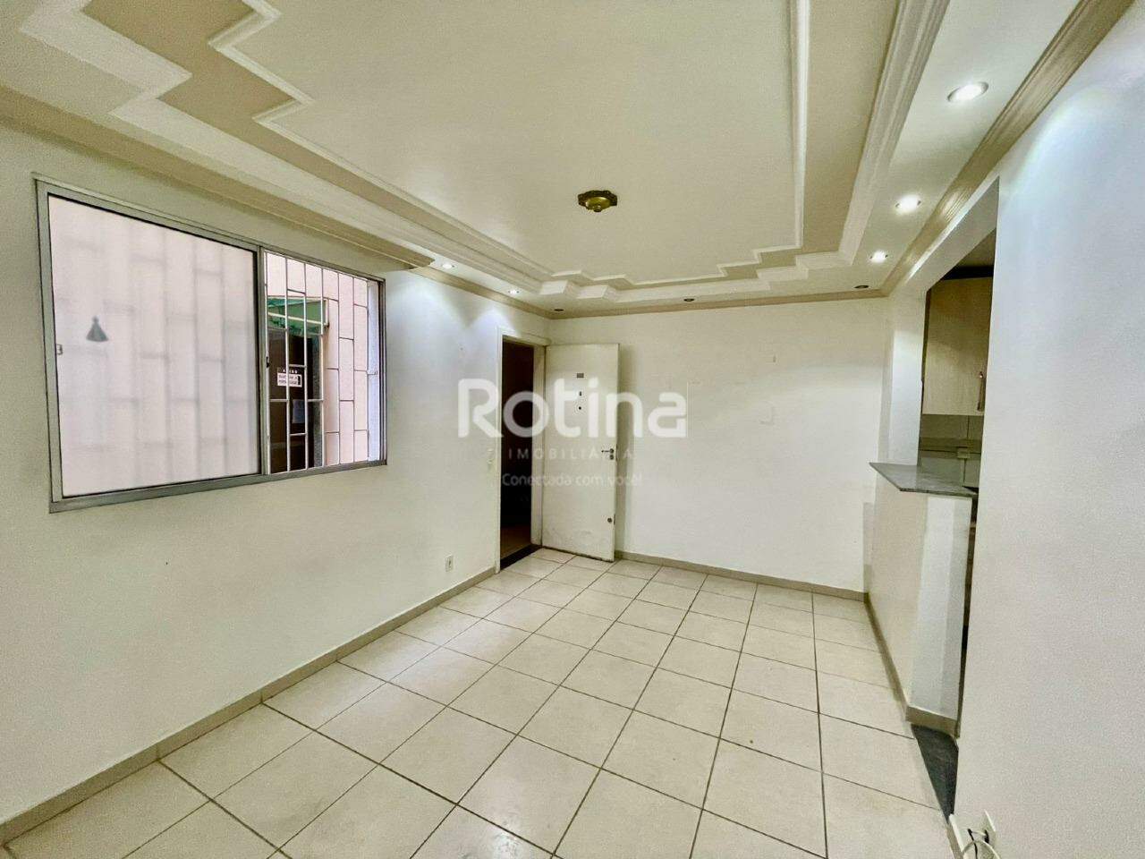 Apartamento à venda, 3 quartos em Uberlândia no bairro Brasil no valor de R$ 260.000,00 - Rotina Imobiliária: 