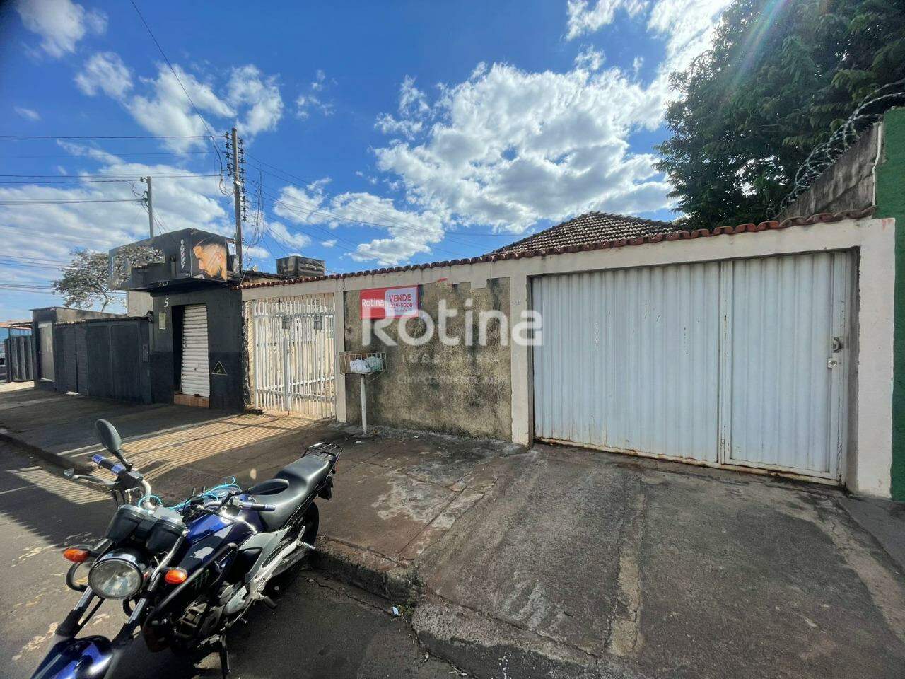 Terreno à venda, 8 quartos em Uberlândia no bairro Brasil no valor de R$ 465.000,00 - Rotina Imobiliária: 