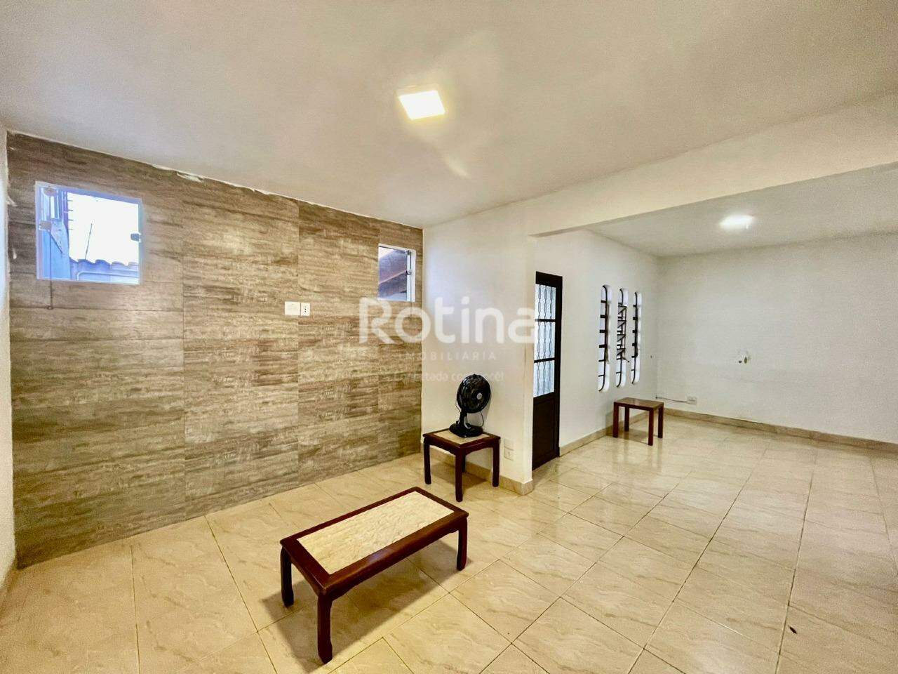 Casa à venda, 3 quartos em Uberlândia no bairro Cidade Jardim no valor de R$ 630.000,00 - Rotina Imobiliária: 