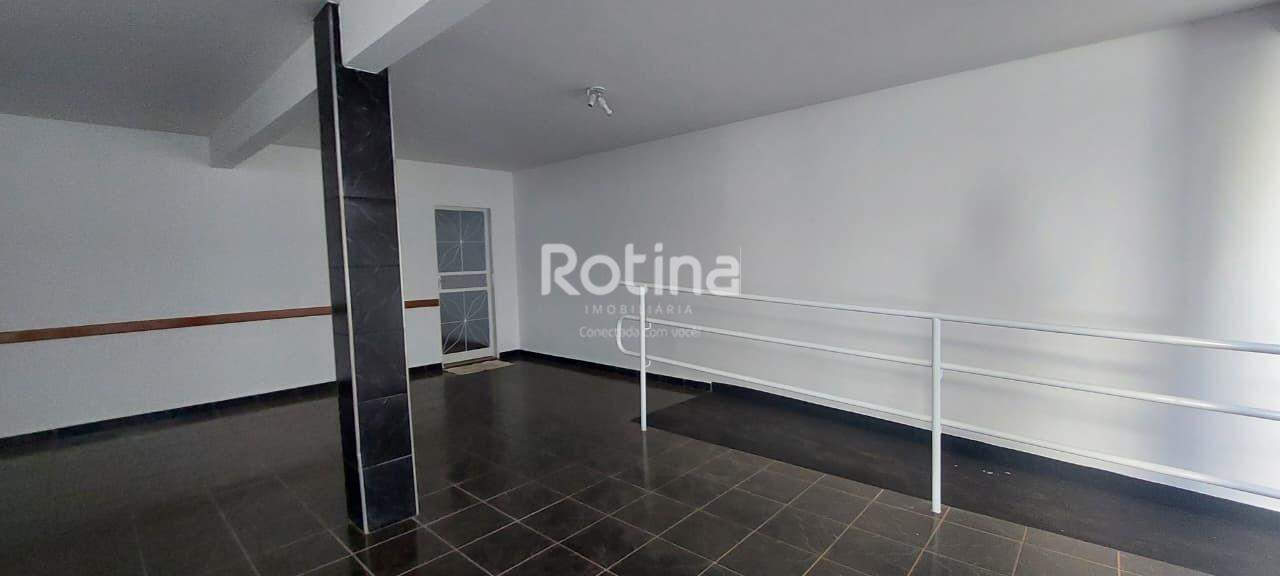 Casa Comercial para alugar, em Uberlândia no bairro Centro no valor de R$ 8.000,00 - Rotina Imobiliária: 
