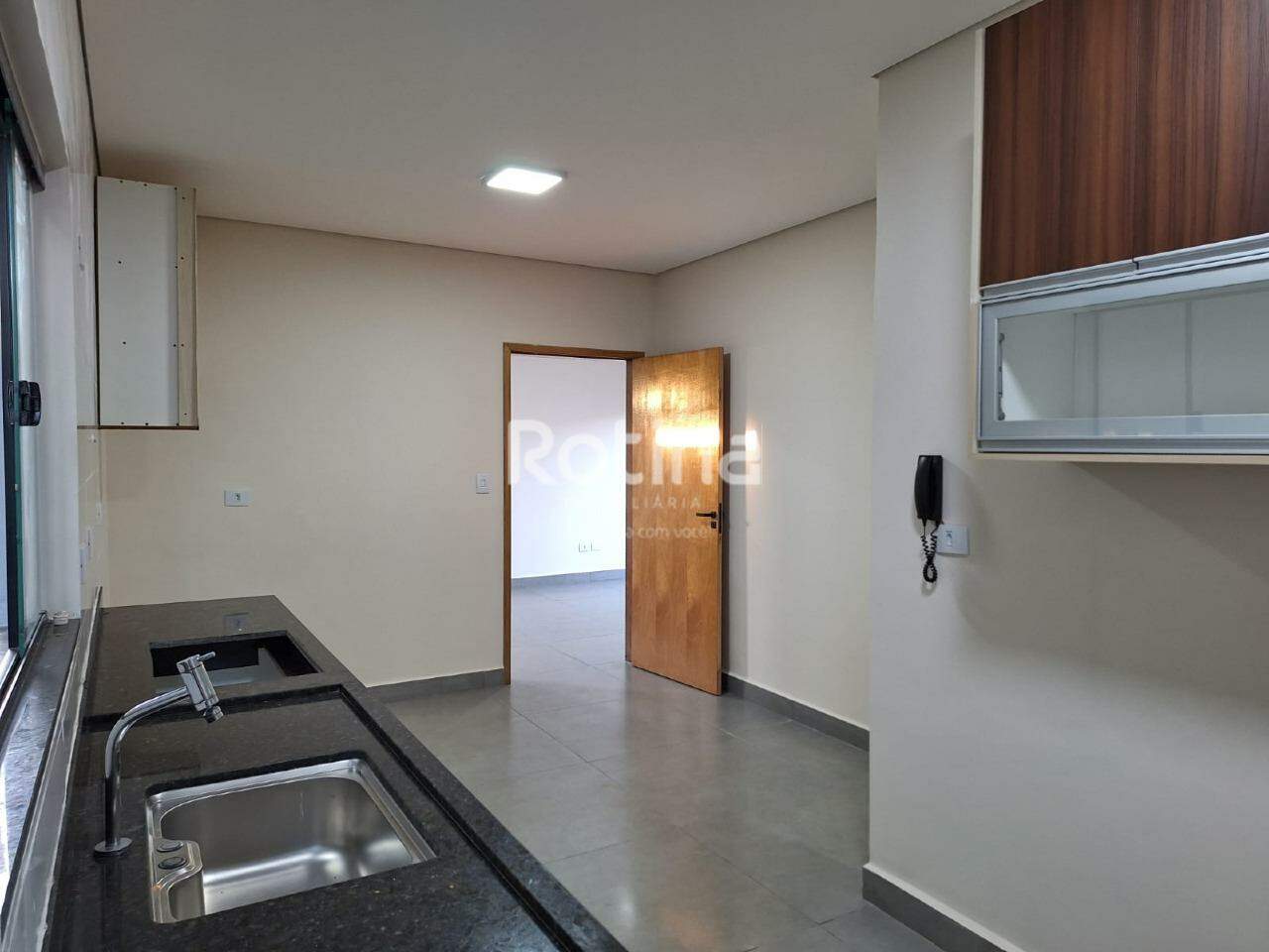 Casa à venda, 3 quartos em Uberlândia no bairro Pacaembu no valor de R$ 580.000,00 - Rotina Imobiliária: 