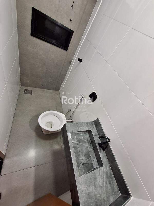Casa à venda, 3 quartos em Uberlândia no bairro Pacaembu no valor de R$ 580.000,00 - Rotina Imobiliária: 