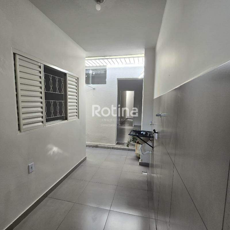 Colônia à venda, em Uberlândia no bairro Martins no valor de R$ 459.000,00 - Rotina Imobiliária: 