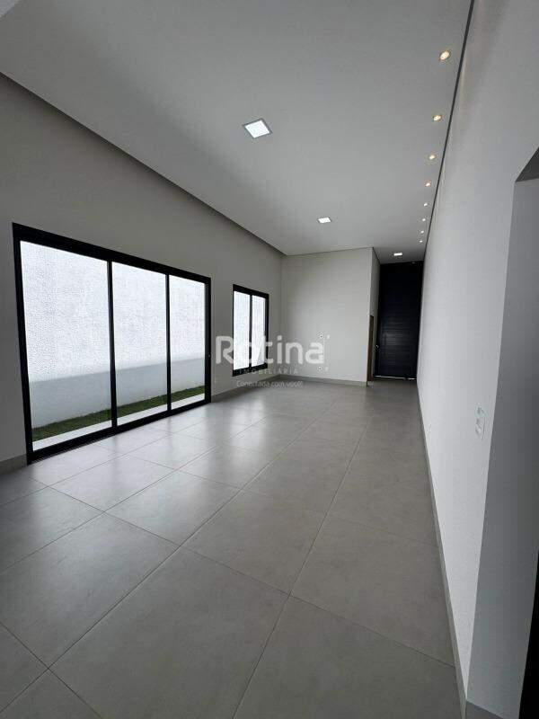 Casa à venda, 3 quartos em Uberlândia no bairro Residencial Reserva dos Ipês no valor de R$ 1.650.000,00 - Rotina Imobiliária: 