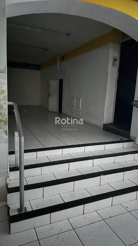 Loja para alugar, em Uberlândia no bairro Centro no valor de R$ 16.000,00 - Rotina Imobiliária: 