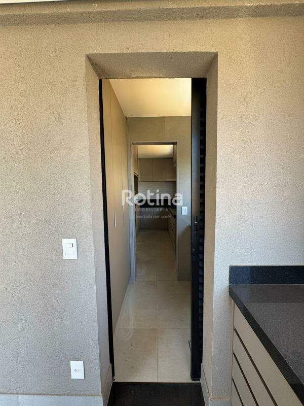 Apartamento à venda, 1 quarto em Uberlândia no bairro Osvaldo Rezende no valor de R$ 430.000,00 - Rotina Imobiliária: 