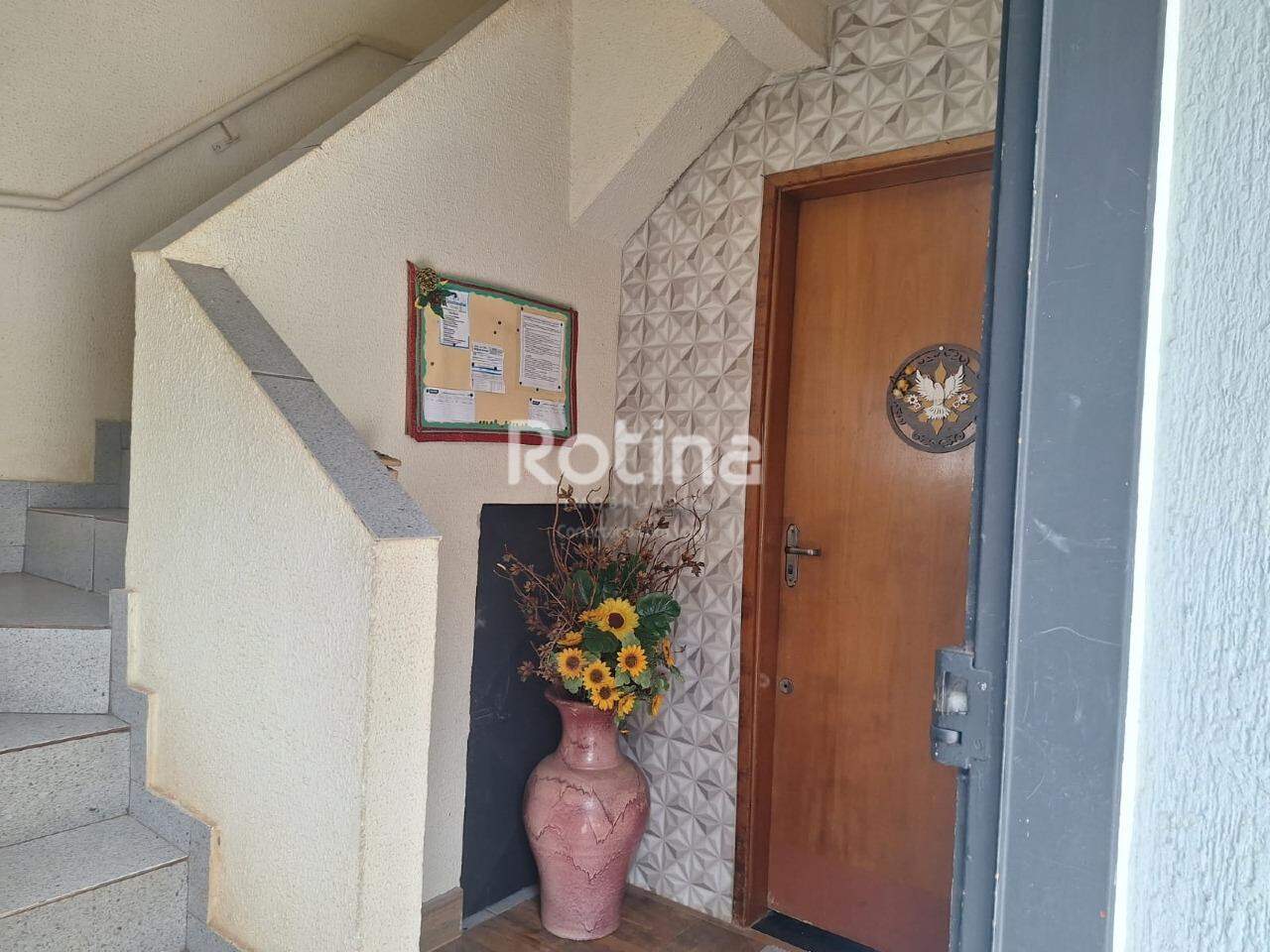 Apartamento à venda, 3 quartos em Uberlândia no bairro Tabajaras no valor de R$ 400.000,00 - Rotina Imobiliária: 