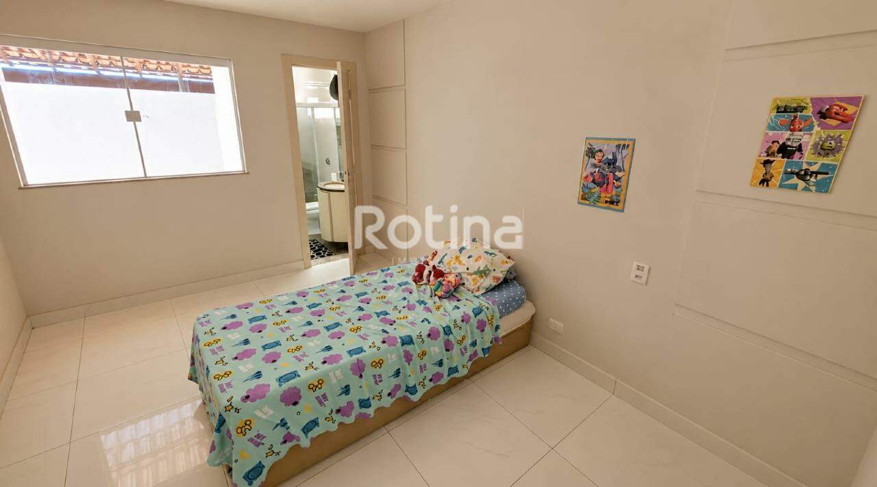 Casa à venda, 2 quartos em Uberlândia no bairro Cidade Jardim no valor de R$ 450.000,00 - Rotina Imobiliária: 