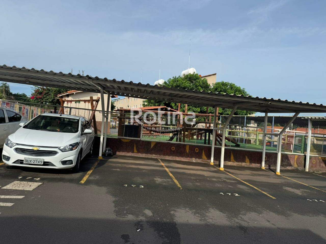 Apartamento à venda, 2 quartos em Uberlândia no bairro Chacaras Tubalina e Quartel no valor de R$ 165.000,00 - Rotina Imobiliária: 