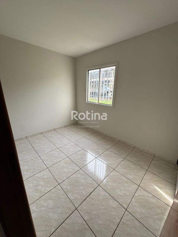 Apartamento à venda, 2 quartos em Uberlândia no bairro Chacaras Tubalina e Quartel no valor de R$ 165.000,00 - Rotina Imobiliária: 