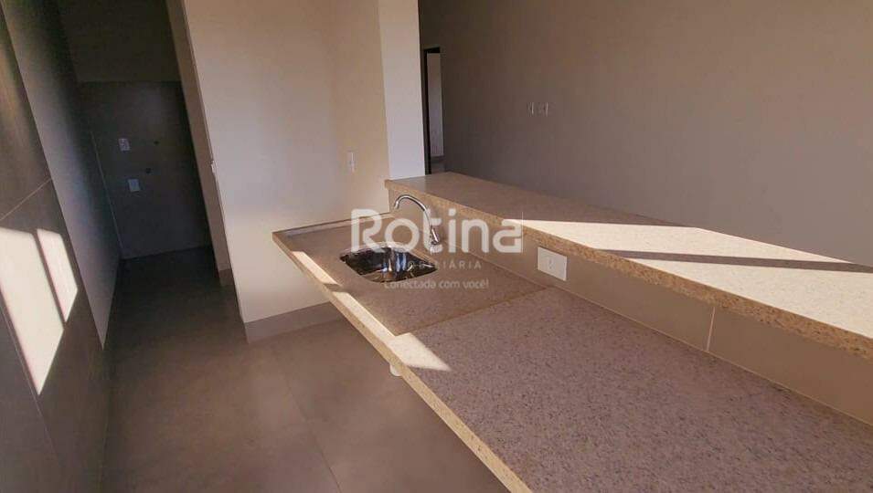 Apartamento à venda, 3 quartos em Uberlândia no bairro Santa Mônica no valor de R$ 490.000,00 - Rotina Imobiliária: 