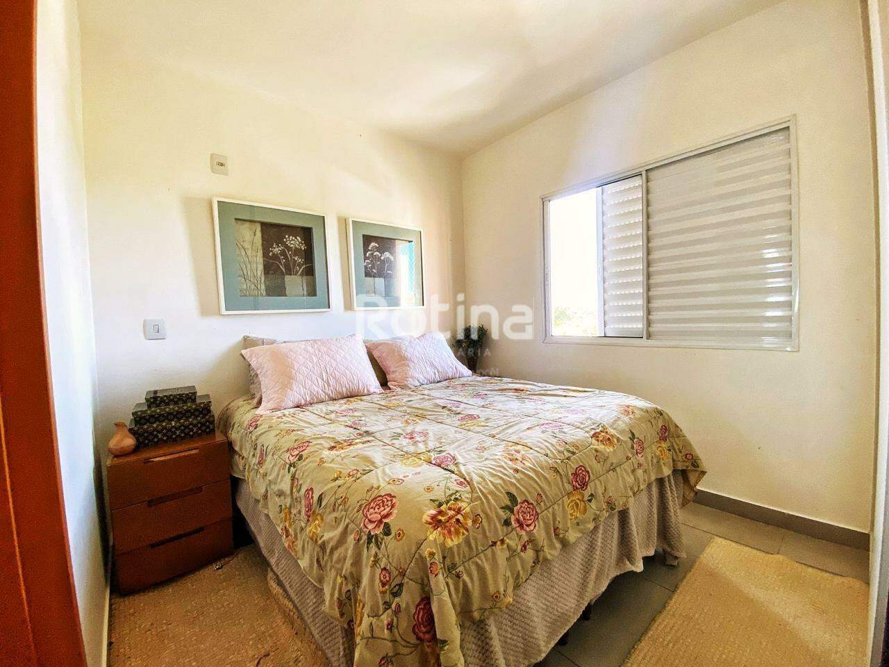Apartamento à venda, 3 quartos em Uberlândia no bairro Alto Umuarama no valor de R$ 405.000,00 - Rotina Imobiliária: 