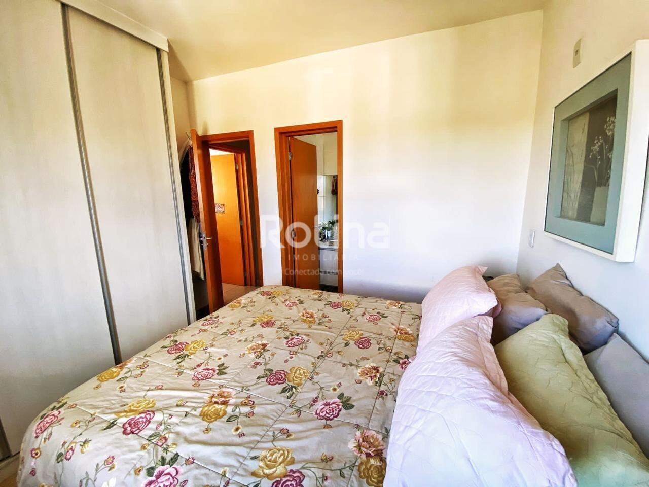 Apartamento à venda, 3 quartos em Uberlândia no bairro Alto Umuarama no valor de R$ 405.000,00 - Rotina Imobiliária: 