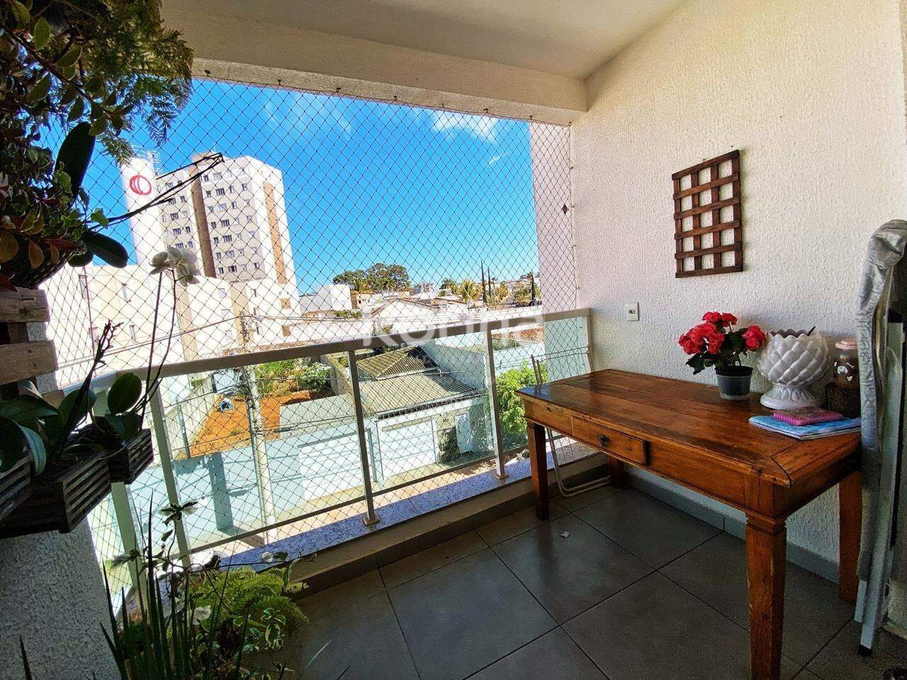 Apartamento à venda, 3 quartos em Uberlândia no bairro Alto Umuarama no valor de R$ 405.000,00 - Rotina Imobiliária: 