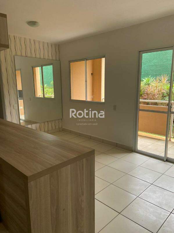 Apartamento à venda, 3 quartos em Uberlândia no bairro Santa Mônica no valor de R$ 410.000,00 - Rotina Imobiliária: 