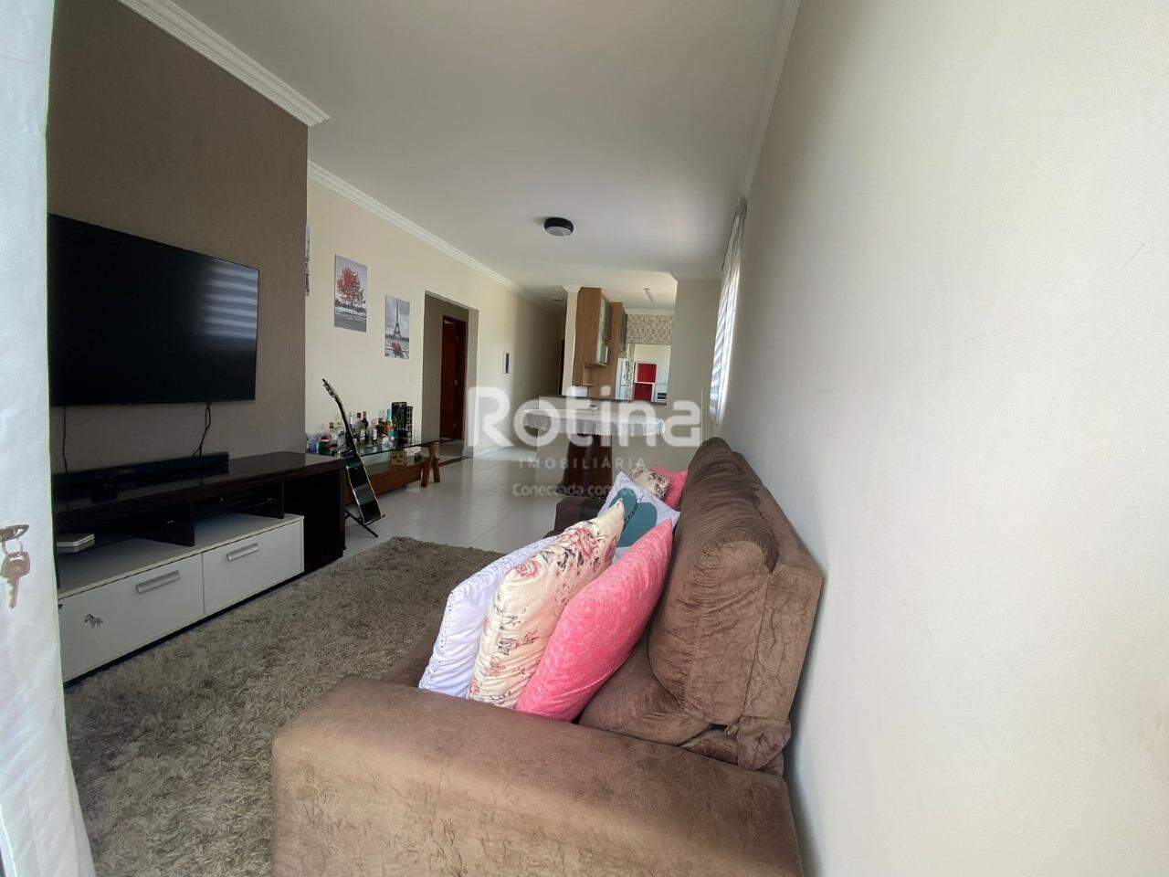 Apartamento à venda, 3 quartos em Uberlândia no bairro Santa Mônica no valor de R$ 410.000,00 - Rotina Imobiliária: 