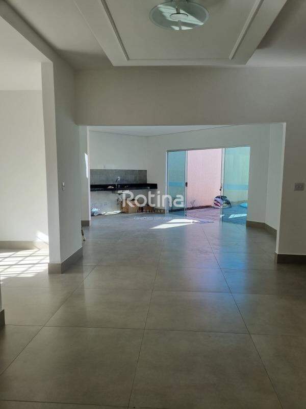 Casa à venda, 4 quartos em Uberlândia no bairro Jardim Karaíba no valor de R$ 1.450.000,00 - Rotina Imobiliária: 