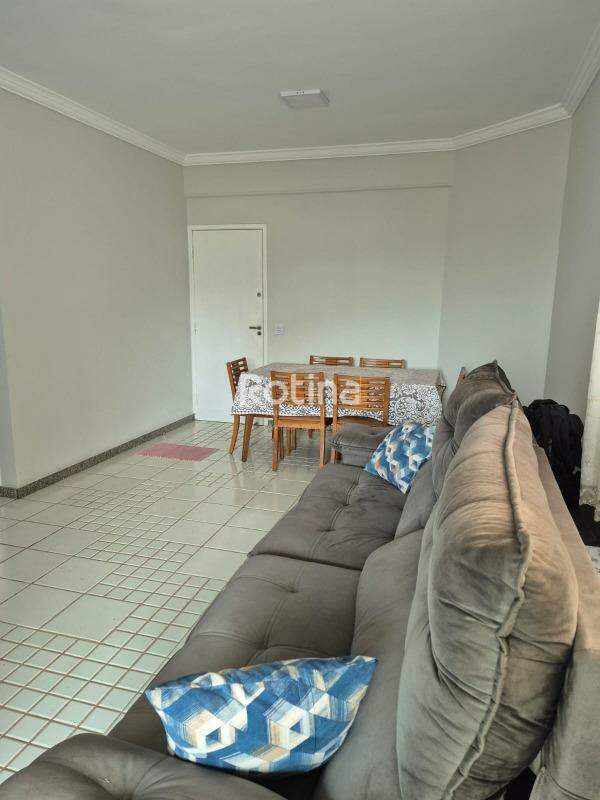 Apartamento à venda, 3 quartos em Uberlândia no bairro Santa Maria no valor de R$ 640.000,00 - Rotina Imobiliária: 