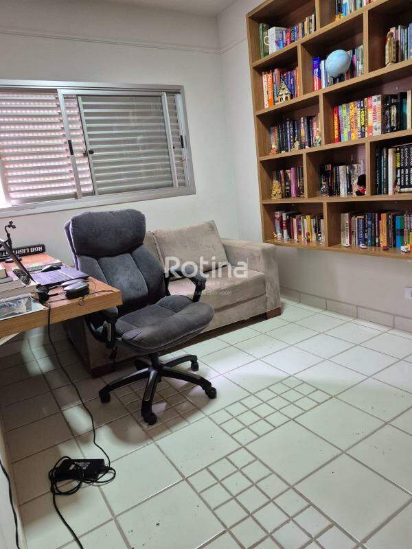 Apartamento à venda, 3 quartos em Uberlândia no bairro Santa Maria no valor de R$ 640.000,00 - Rotina Imobiliária: 