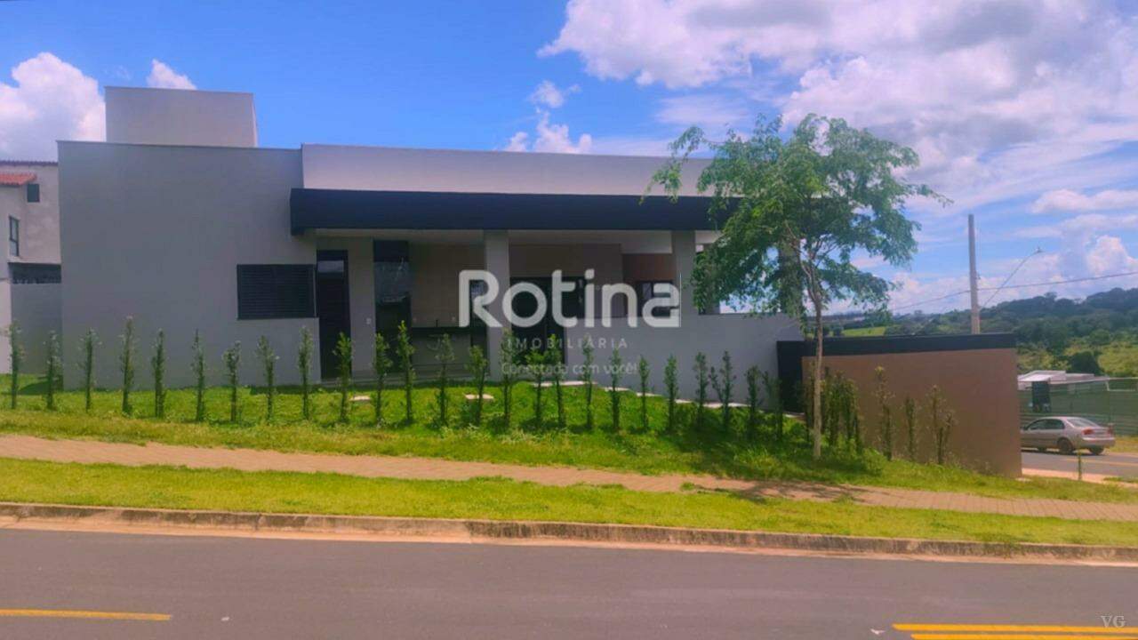 Casa Condomínio Fechado à venda, 3 quartos em Uberlândia no bairro Granja Marileusa no valor de R$ 1.290.000,00 - Rotina Imobiliária: 
