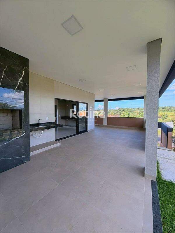 Casa Condomínio Fechado à venda, 3 quartos em Uberlândia no bairro Granja Marileusa no valor de R$ 1.290.000,00 - Rotina Imobiliária: 