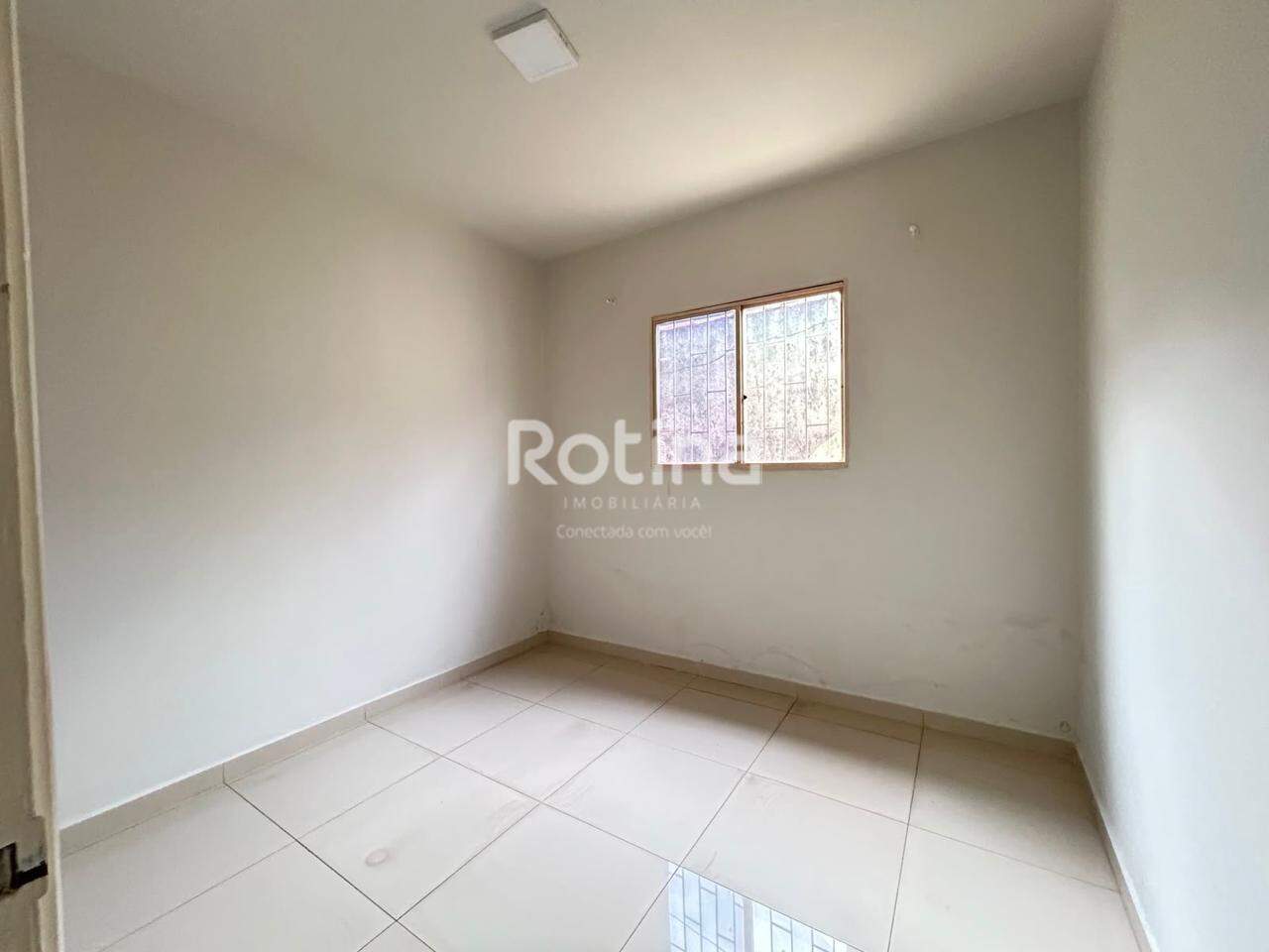 Casa à venda, 3 quartos em Uberlândia no bairro Pacaembu no valor de R$ 450.000,00 - Rotina Imobiliária: 