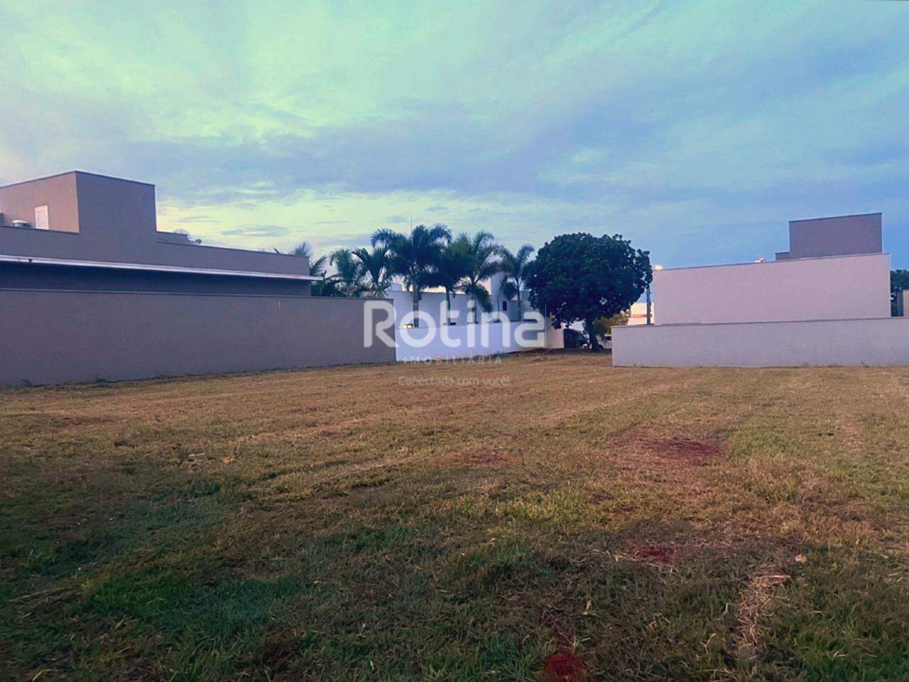 Terreno à venda, em Uberlândia no bairro Laranjeiras no valor de R$ 630.000,00 - Rotina Imobiliária: 