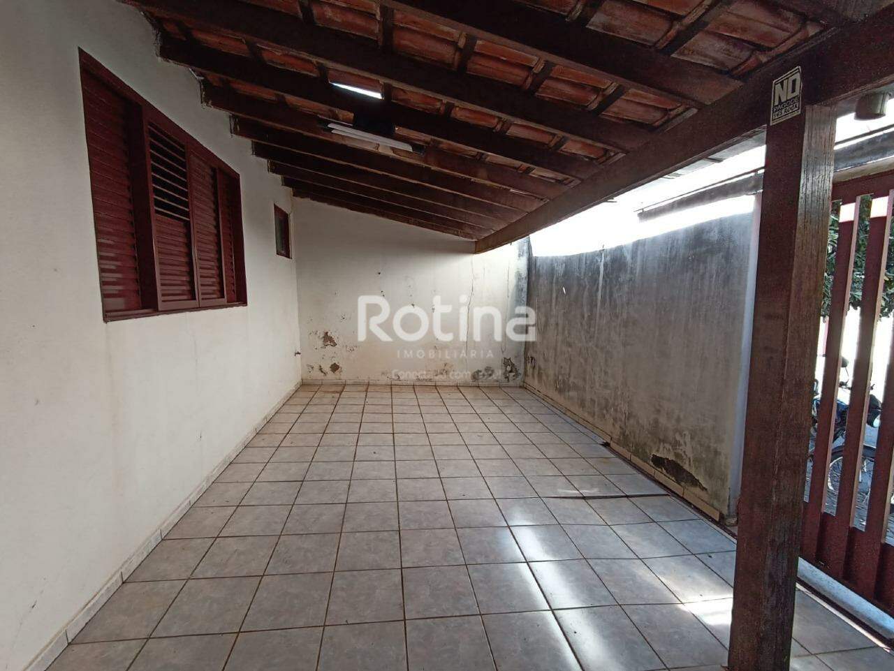 Casa à venda, 3 quartos em Uberlândia no bairro Jardim Patrícia no valor de R$ 430.000,00 - Rotina Imobiliária: 